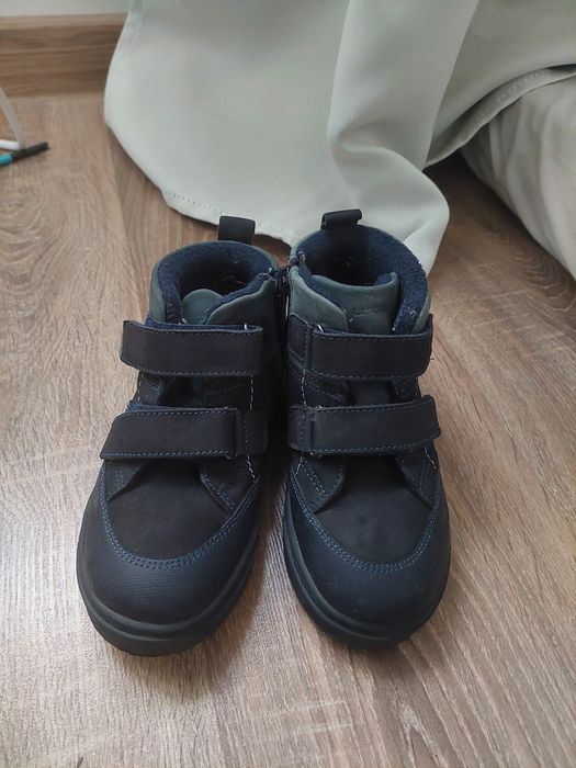 Топли непромокаеми ботички Lasocki