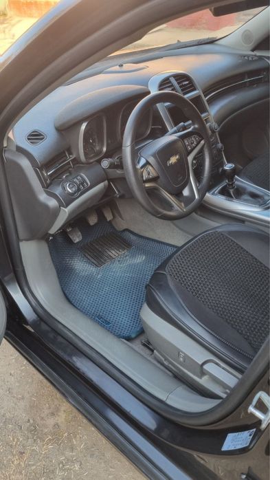 Малибу 1 сотилади