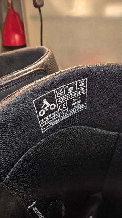 Alpinestars Tech 7 Enduro size 9 - 43EU