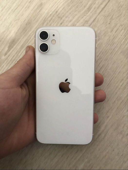 Срочно айфон 11 продам