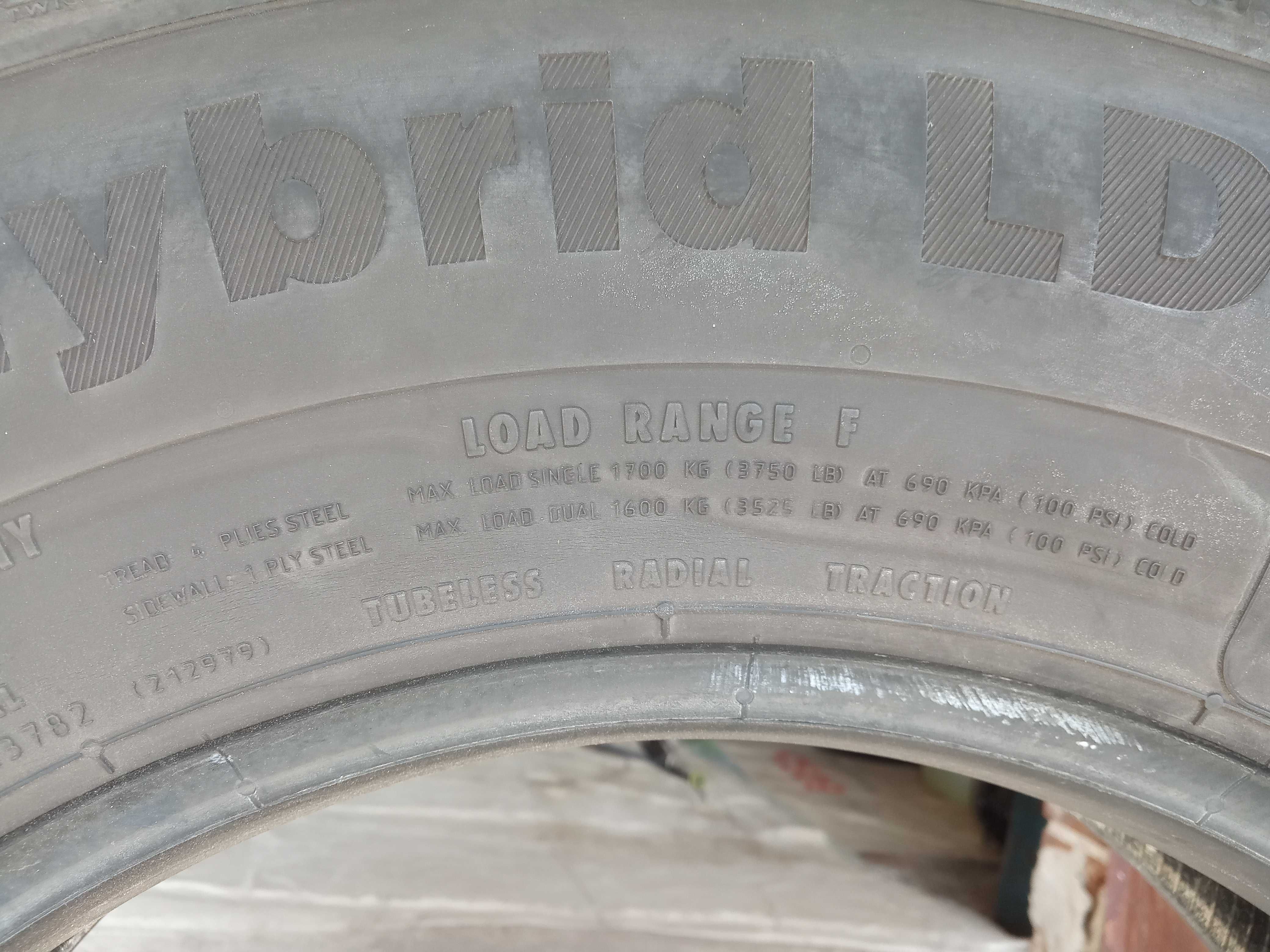 1 тежкотоварна 215/75R17.5 Continental Hybrid LD3 126/124M M+S 12PR