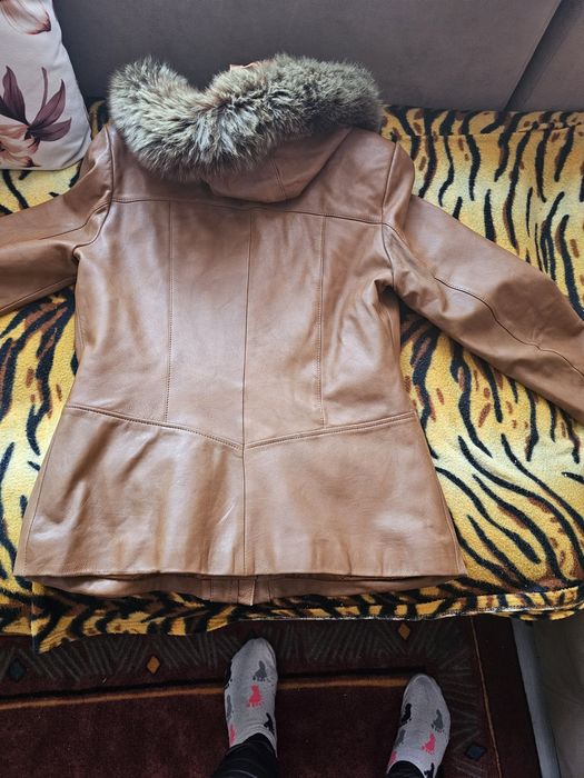 Дамско яке естествена кожа с качулка