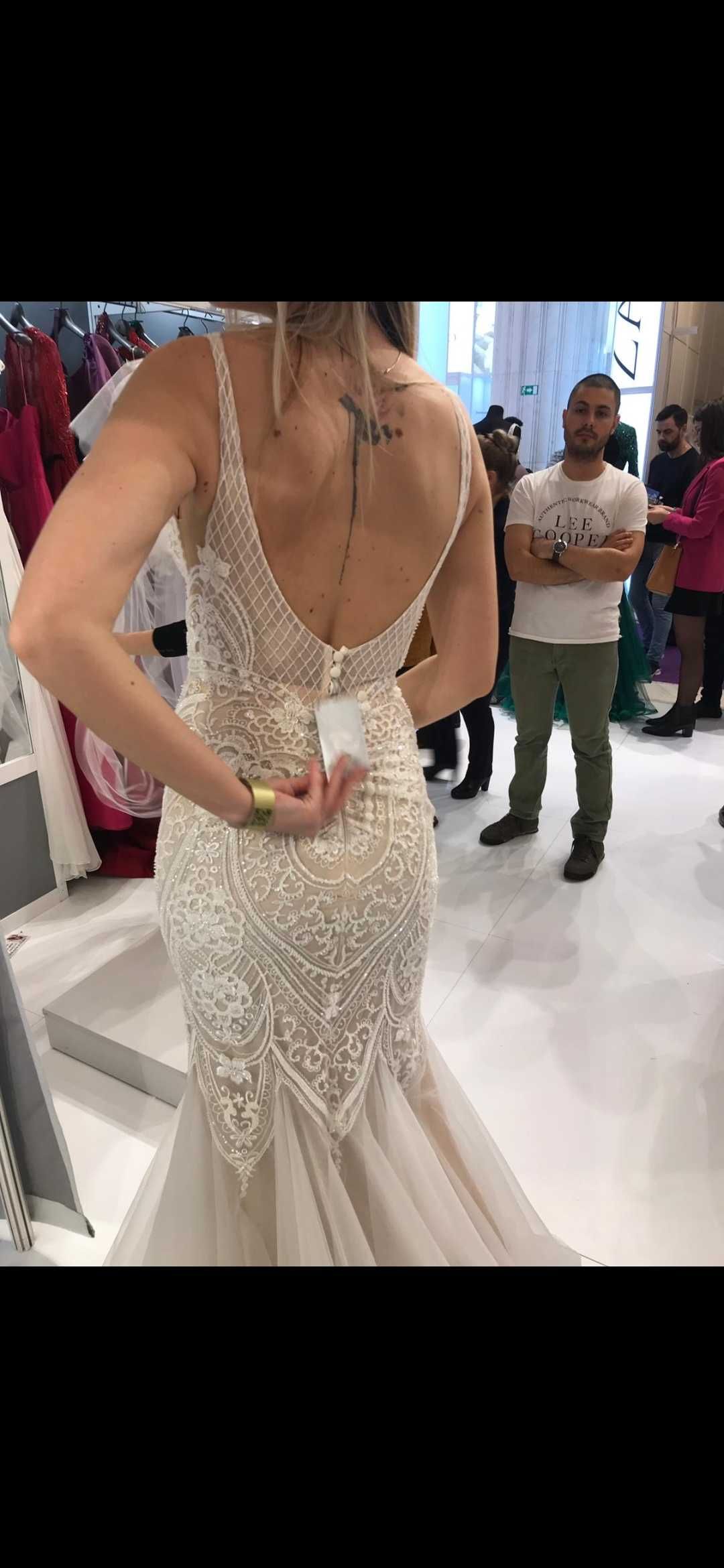 Vând rochie de mireasa Natalia Vasiliev!