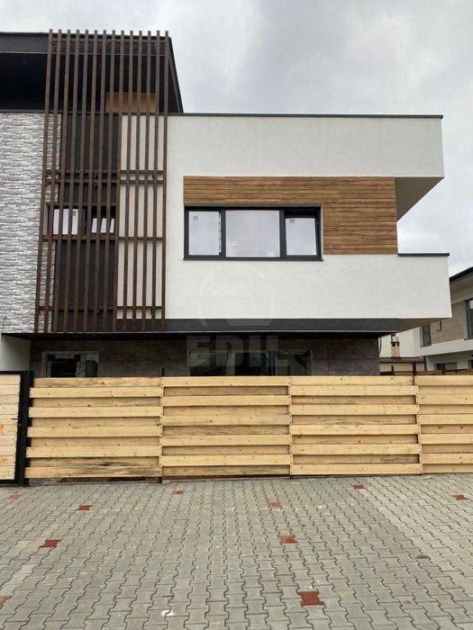 Duplex semifinisat, zona Parc Poligon