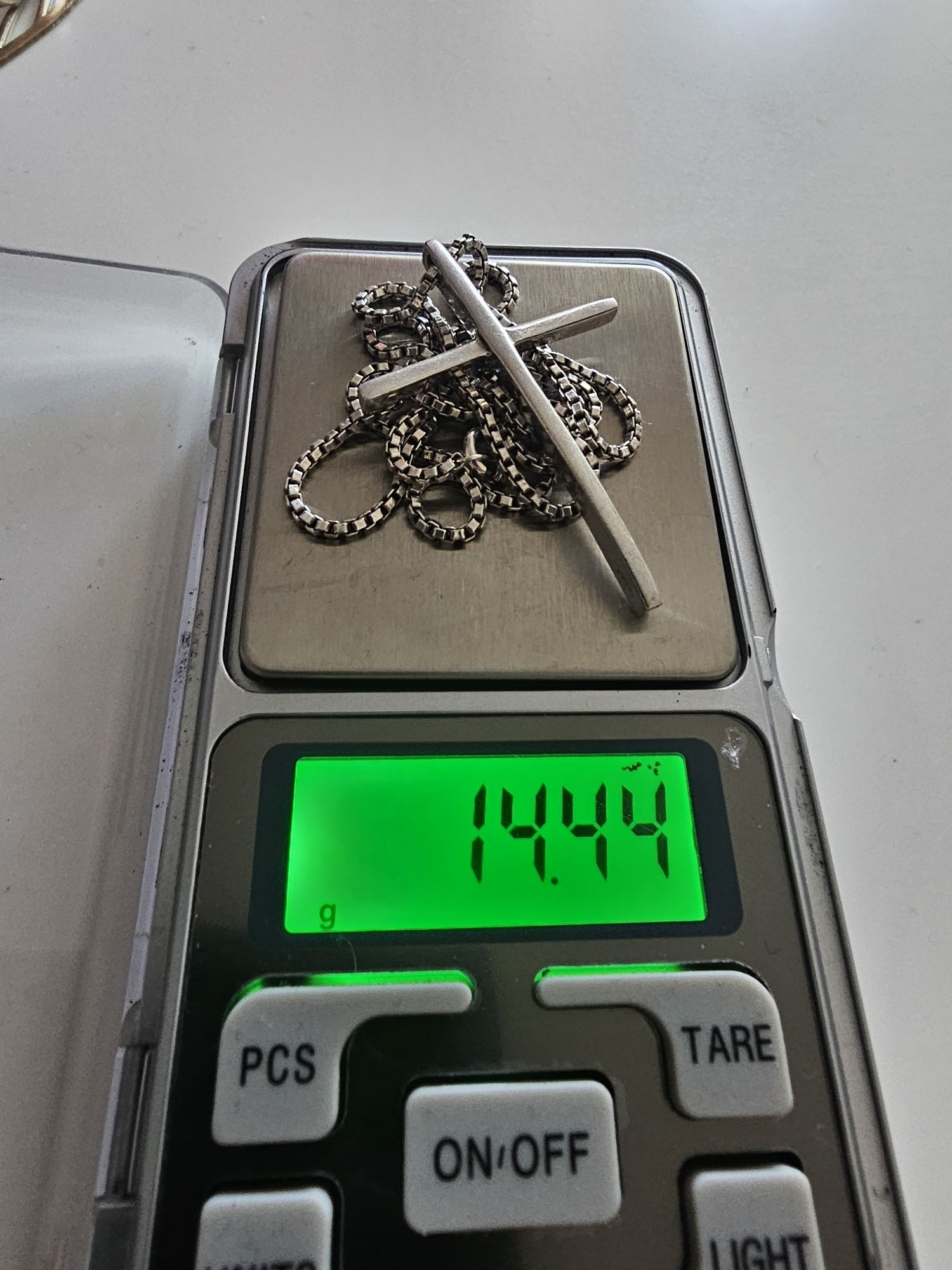 Lantisor argint si cruciulita