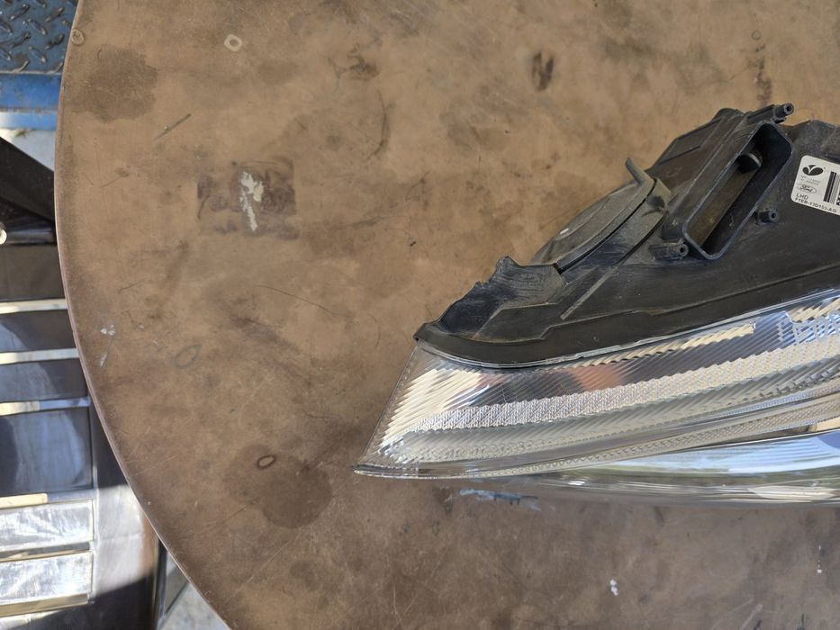 Ford Focus Bi-Xenon adaptive facelift 2017 ляв фар