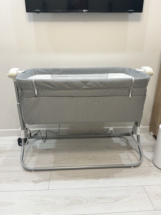 Кроватка для грудного ребенка