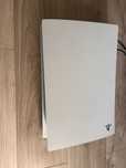PS5 Disc Edition in cutie originala +3 jocuri fizice si altele pe cont