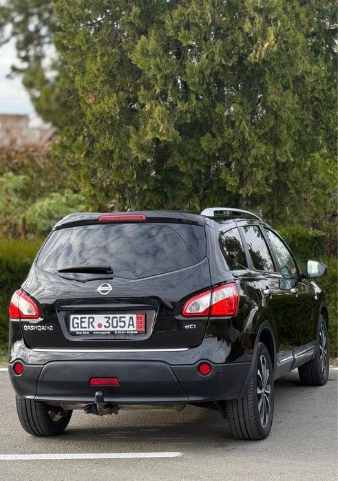 Nissan Qashqai +2 Panoramic Pilot
