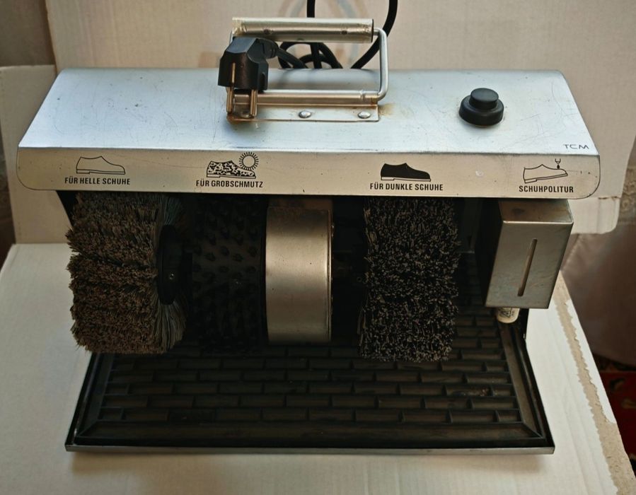 Dispozitiv de lustruit pantofii cu 3 perii-120W