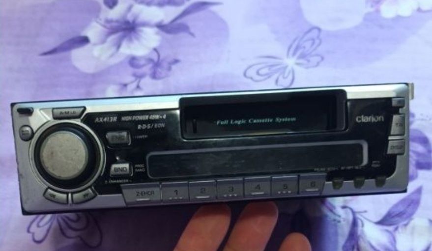 Radio casetofon clarion