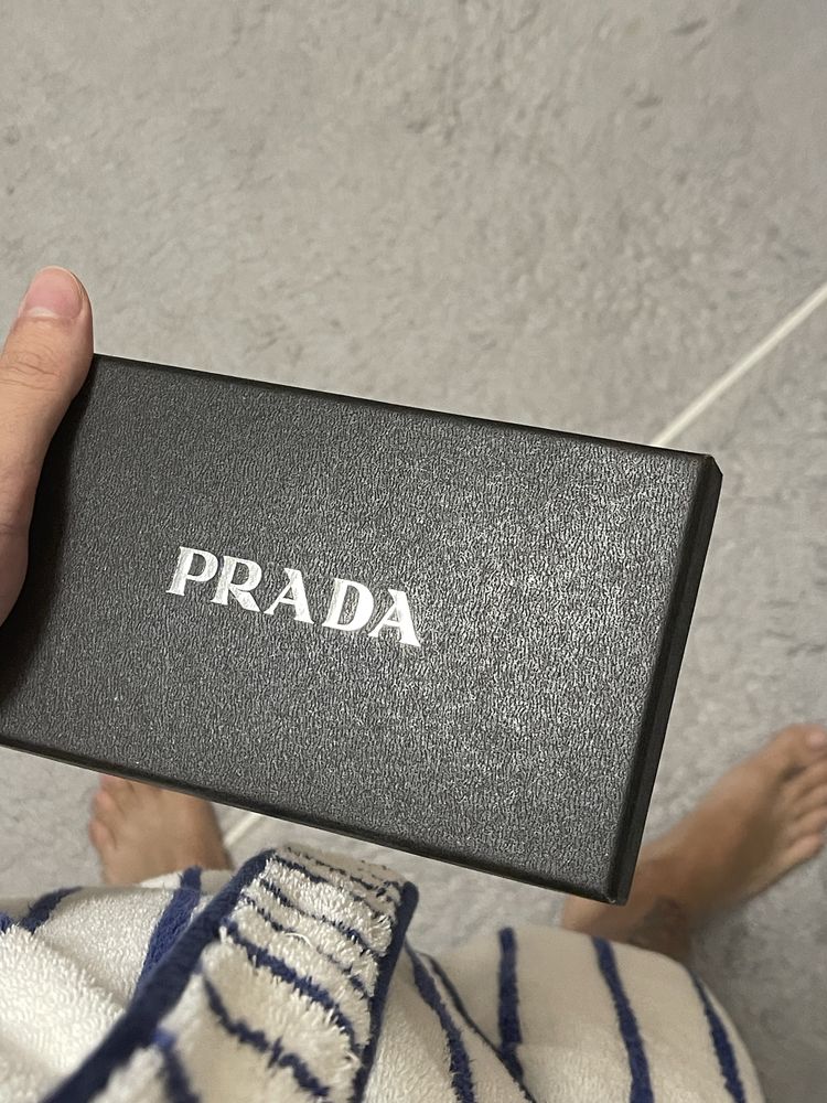 ОРИГИНАЛЕН И НОВ Prada Кейс Case iPhone Pro Max