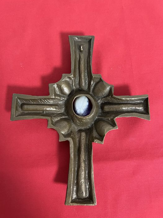 Cruce bronz vintage