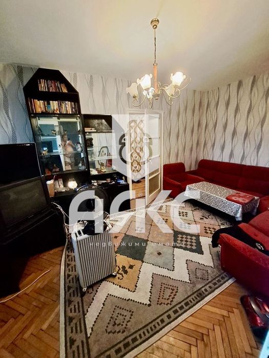 Продава се Двустаен апартамент в София, Западен парк - 51 кв.м за 2451 €/кв.м - Снимка #1