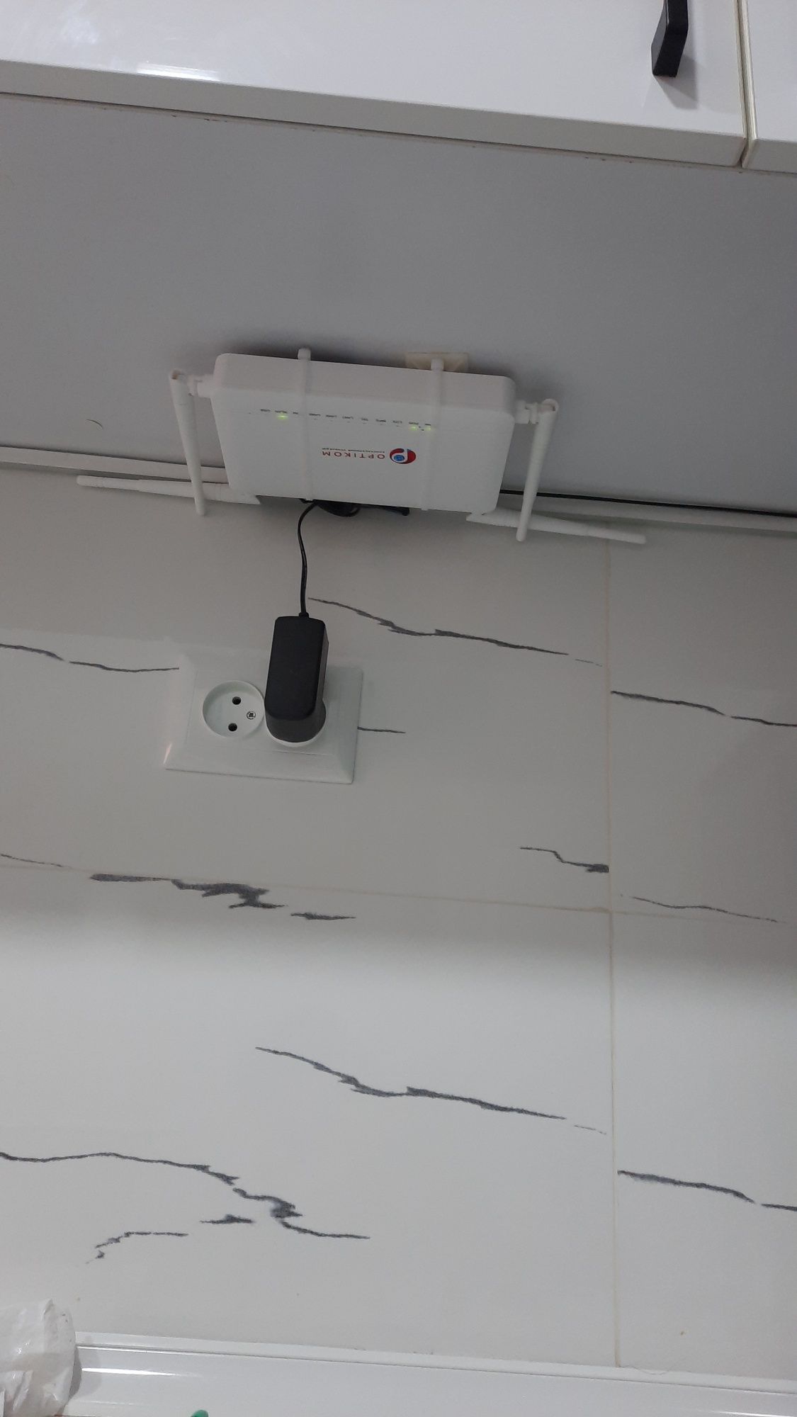 Ustanovka kamera Wifi usilitel Router