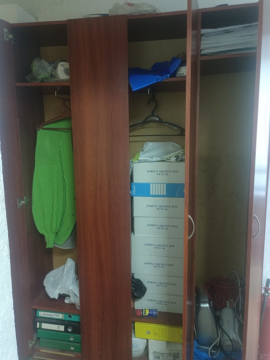 Продам шкаф в хорошем состоянии