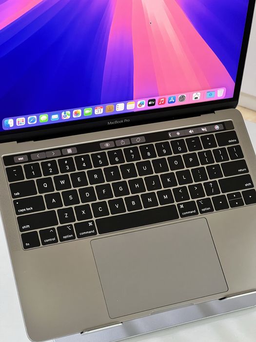Apple Macbook Pro Touchbar | Core i5 | АКБ 100%
