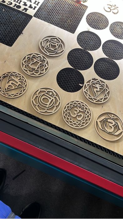 Изготовление наружной рекламы, от дизайна до монтажа