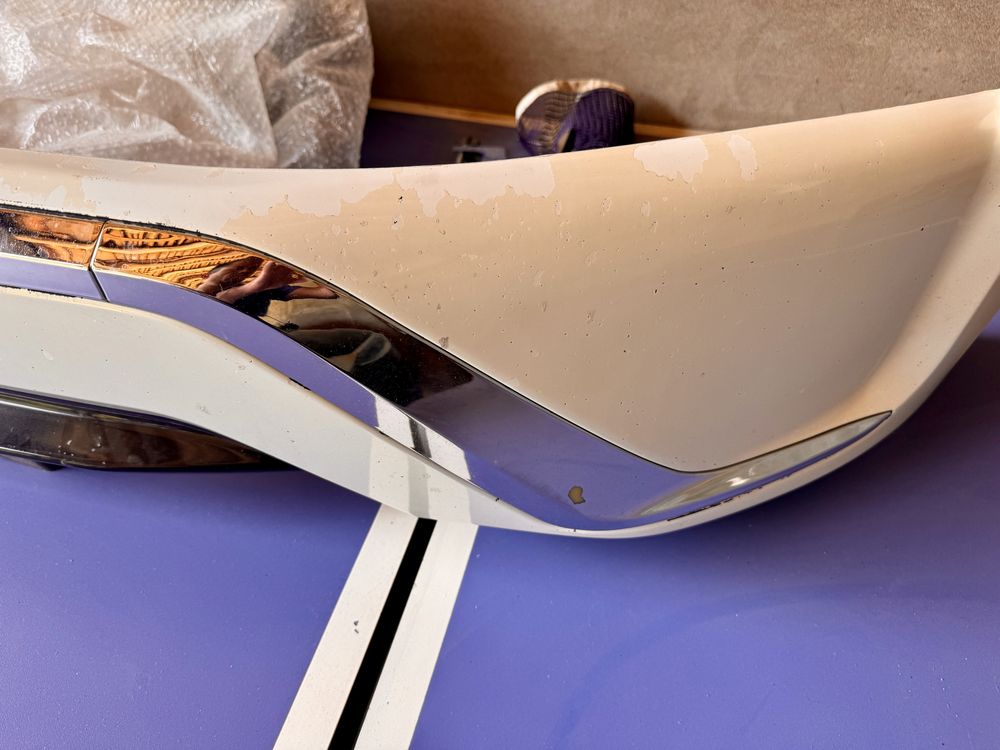 Toyota Land Cruiser 200 Spoiler