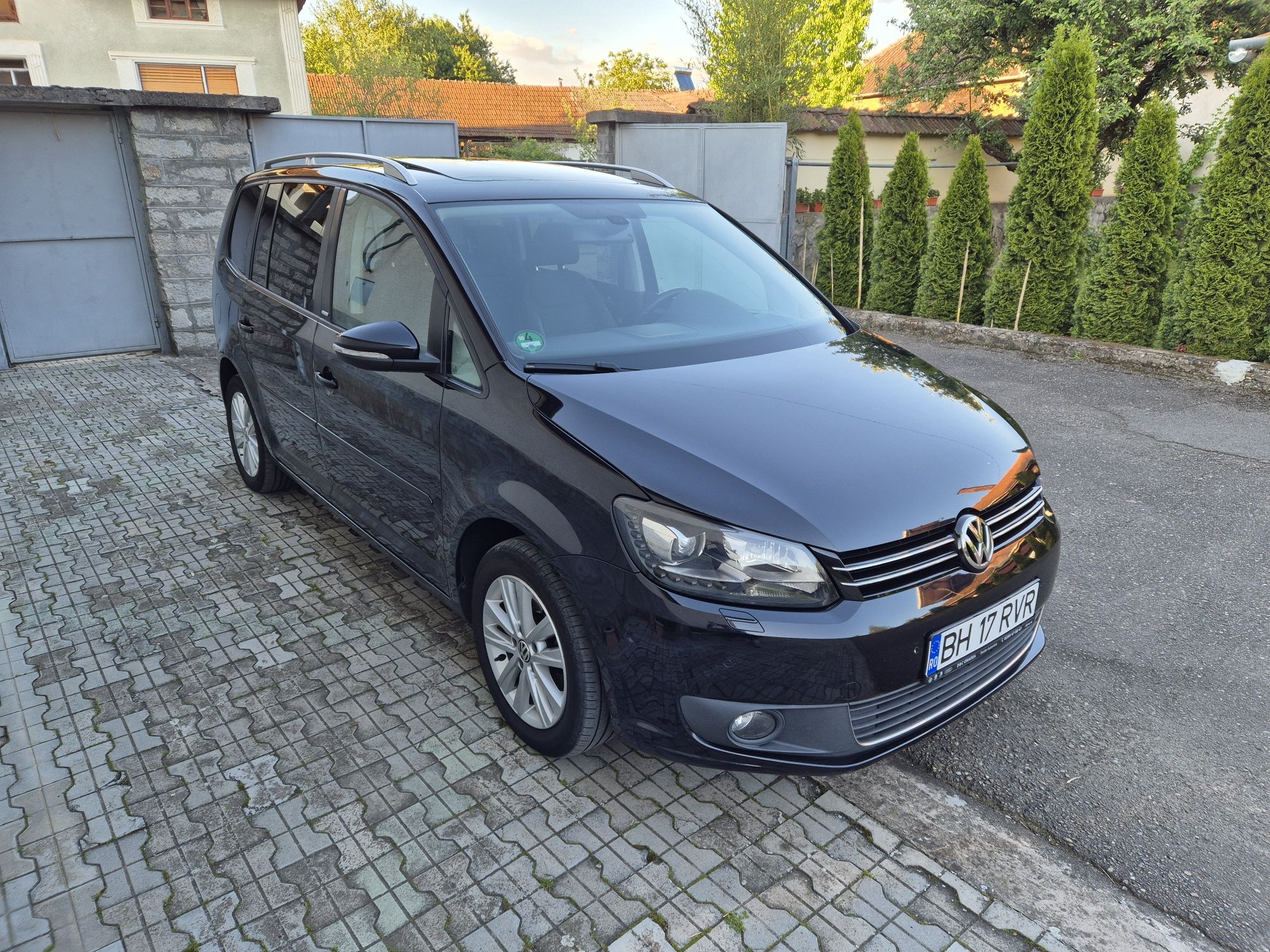 VW Touran 2.0TDI an 2012