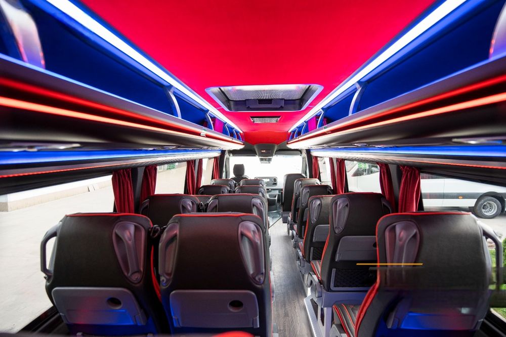 Inchirieri Microbuze excursii