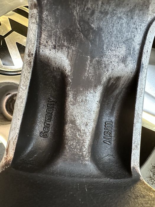 Jante originale 16 5 112 Wv Passat Touran Saran Tiguan Jetta Golf 5 6
