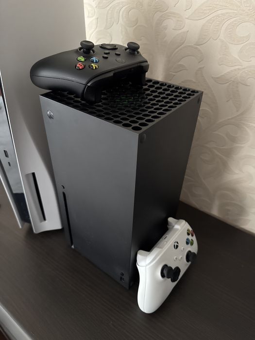 Xbox series X продам