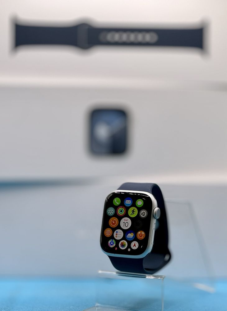 ГАРАНЦИОНЕН!!! Смарт часовник Apple Watch 9, 45mm, Silver Case