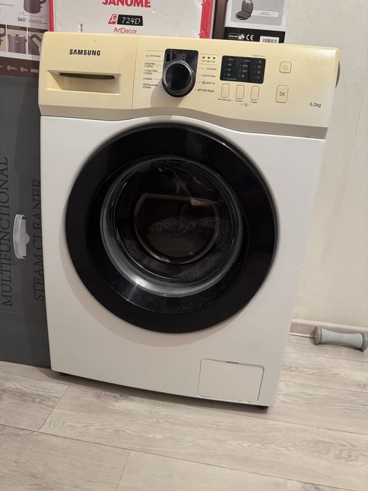 Продам стиральную машинку