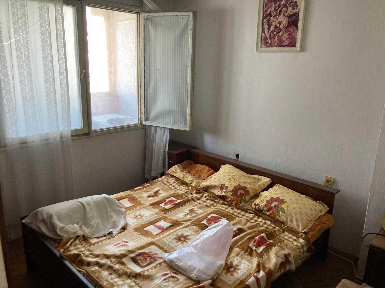 Продава се Тристаен апартамент в Пазарджик, Идеален център - 100 кв.м за 550 €/кв.м - Снимка #2