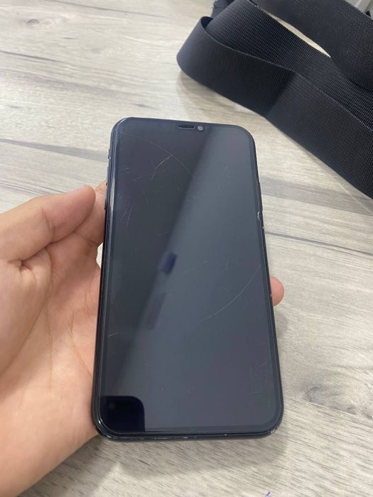 Iphone Xr karopka  garantiya bor