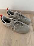 Pantofi sport Adidas noi