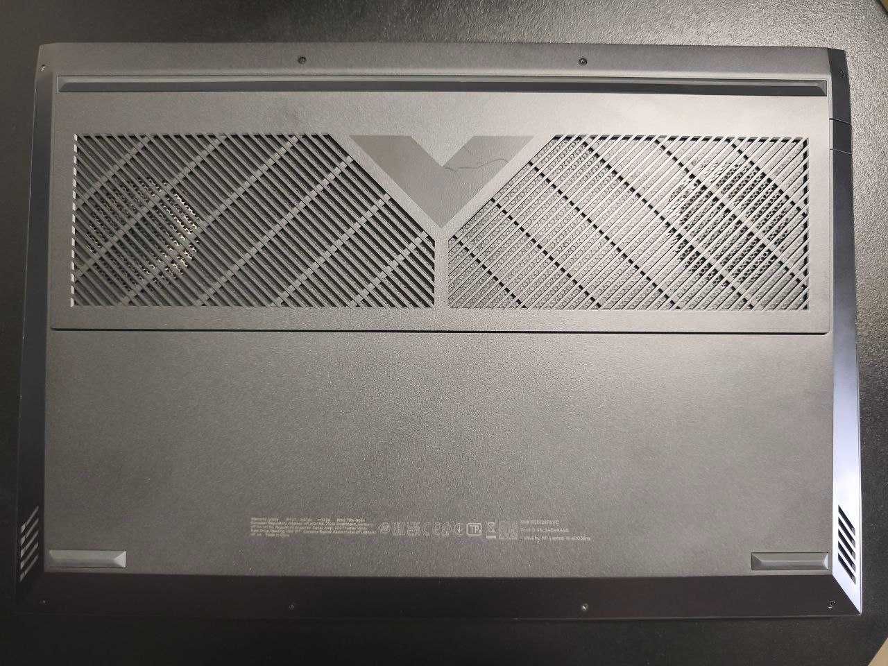 HP Victus by HP Laptop 16-e0xxx. RTX 3050