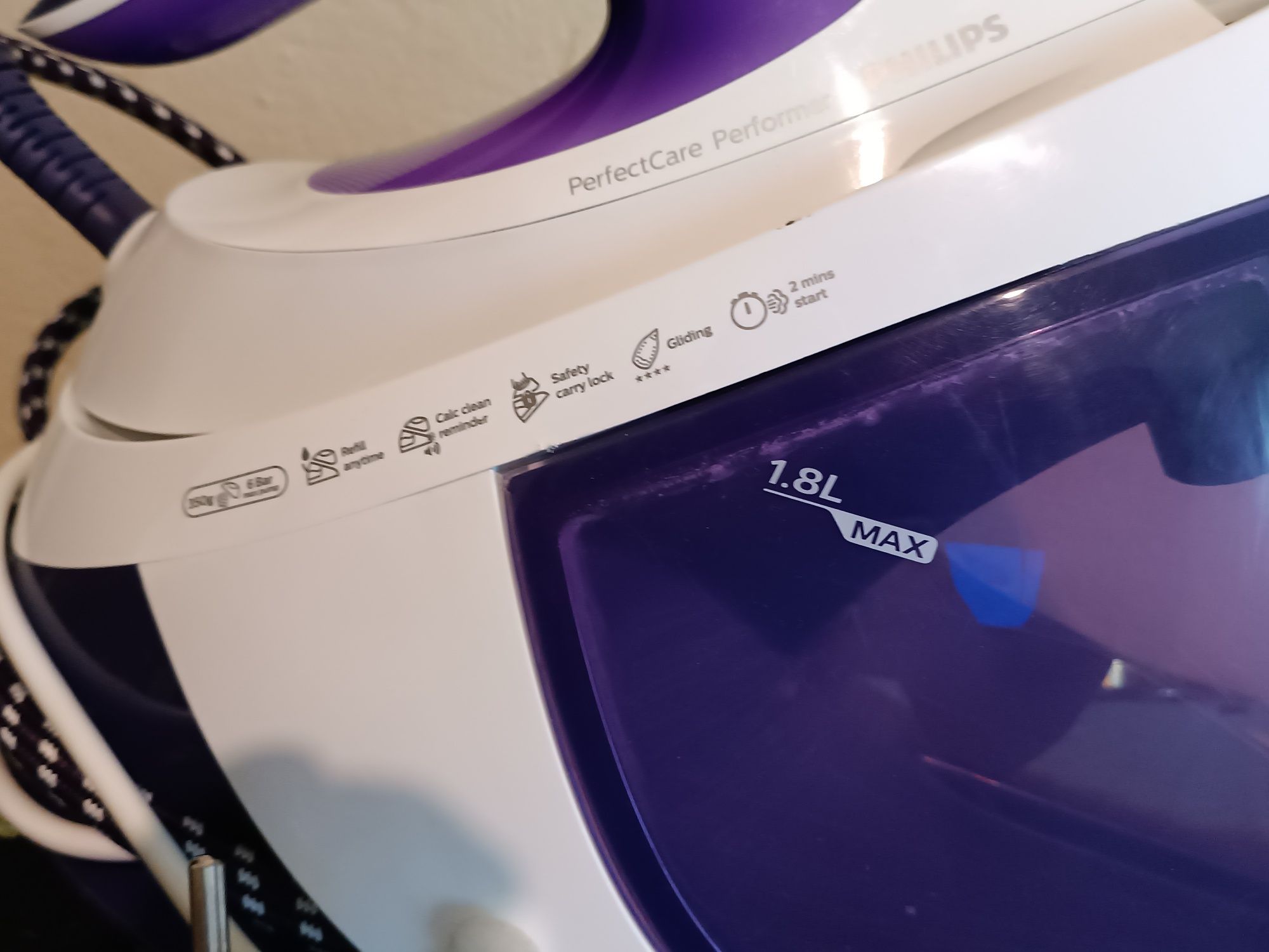 Парогенераторна ютия PHILIPS