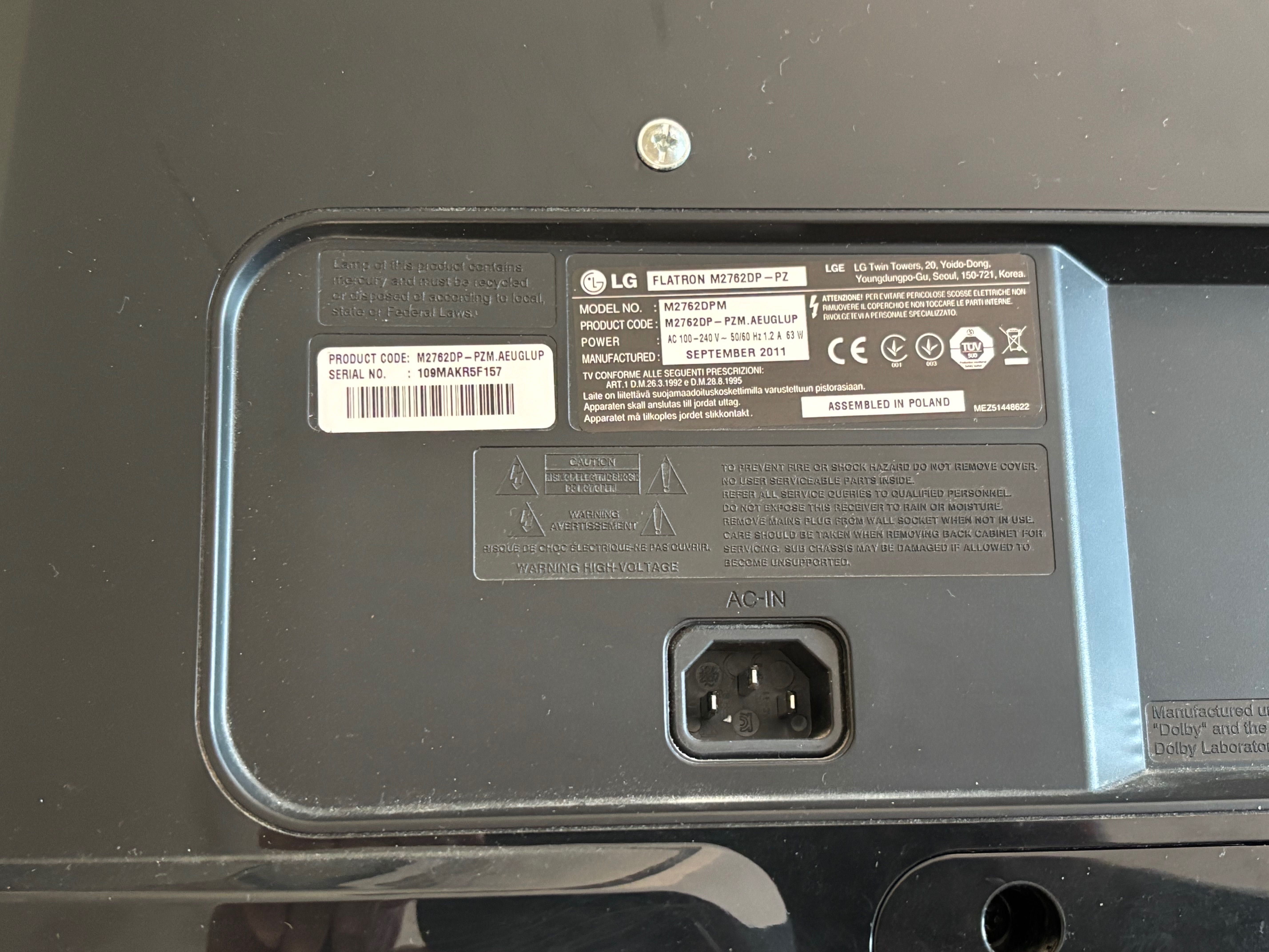 Телевизия 27 LCD-TV LG M2762DP-PZ