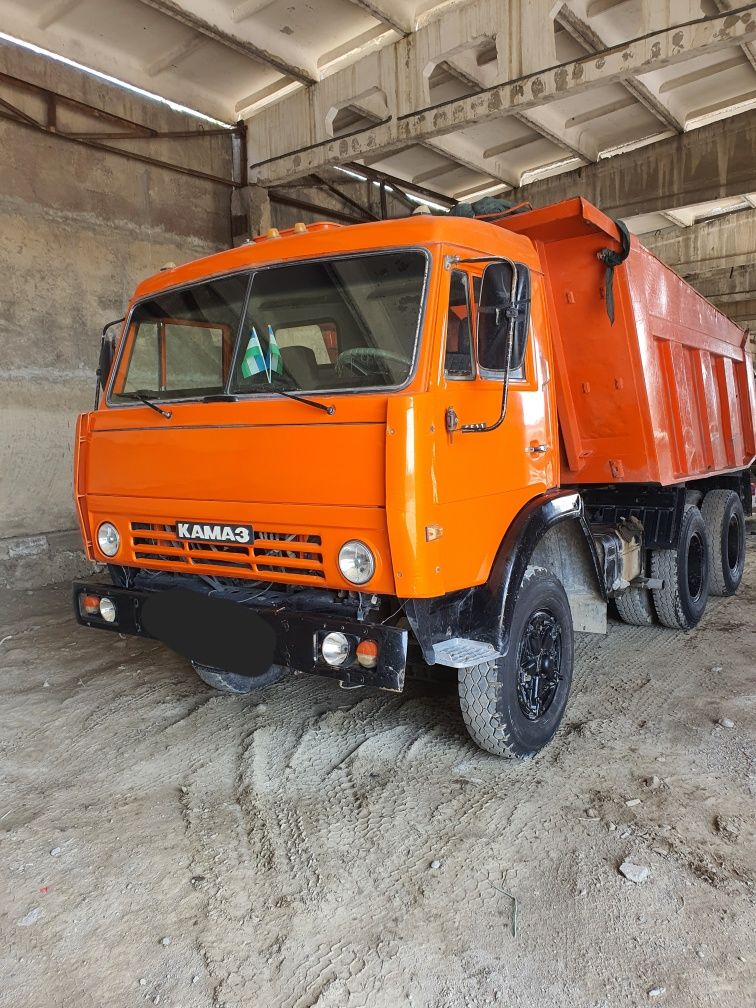 Kamaz 55111. Ishlab chiqarilgan yili 1989 kamazni orqasi yevroniki