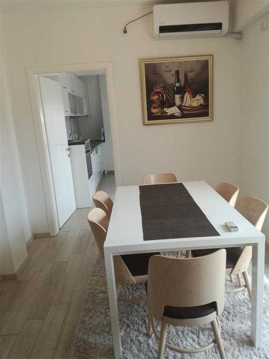 Дава се под наем Двустаен апартамент в Пловдив, Център - 62 кв.м за 290.7 € - Снимка #1