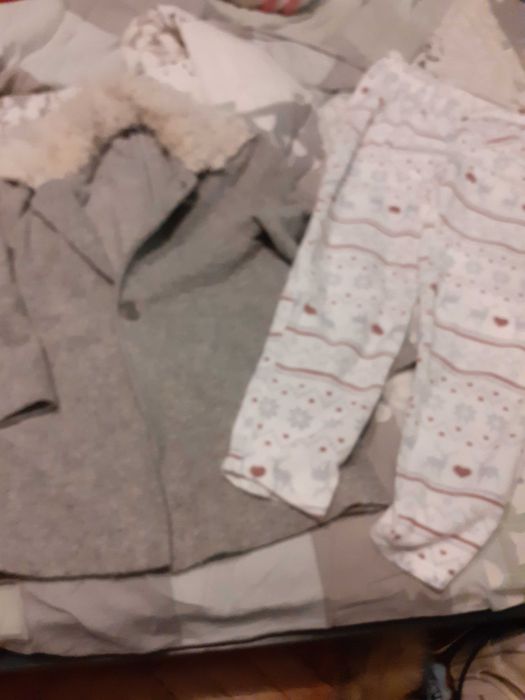 Cardigan  si pantaloni  pijama mărime M