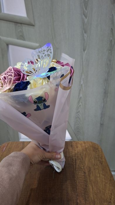 Букет от сатененени рози! Различни видове!