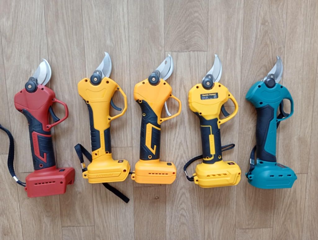 foarfeca electrica pt baterii makita milwaukee si dewalt