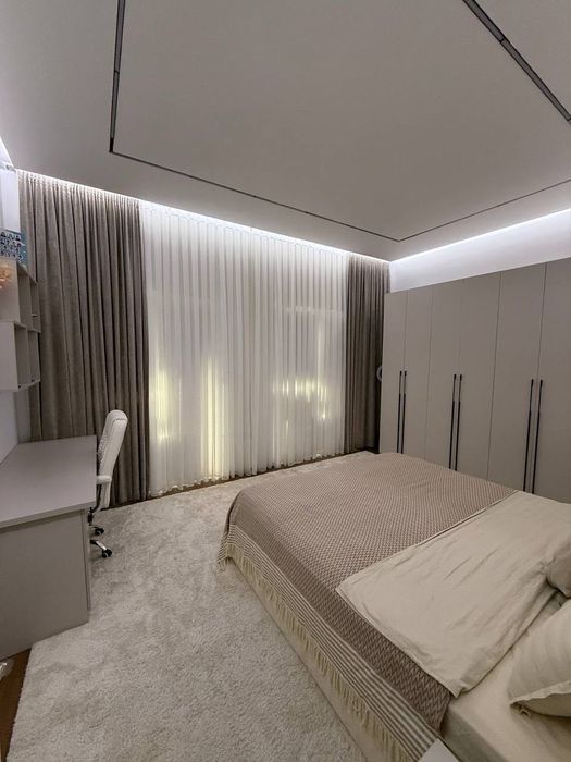 Nur Продается 5 комнатная квартира ремонт ул.Ниезбек Йули