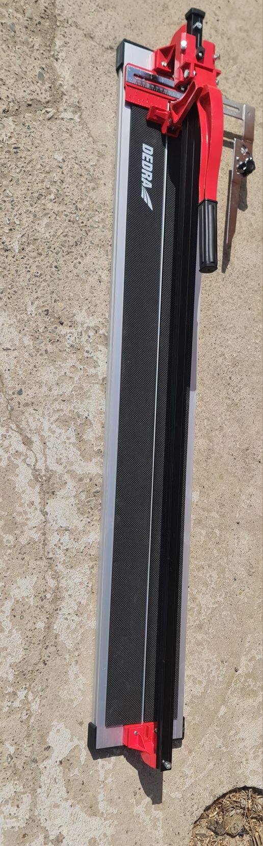 Ofer spre inchiriat scule construcții Mai compactor Placa compactoare/