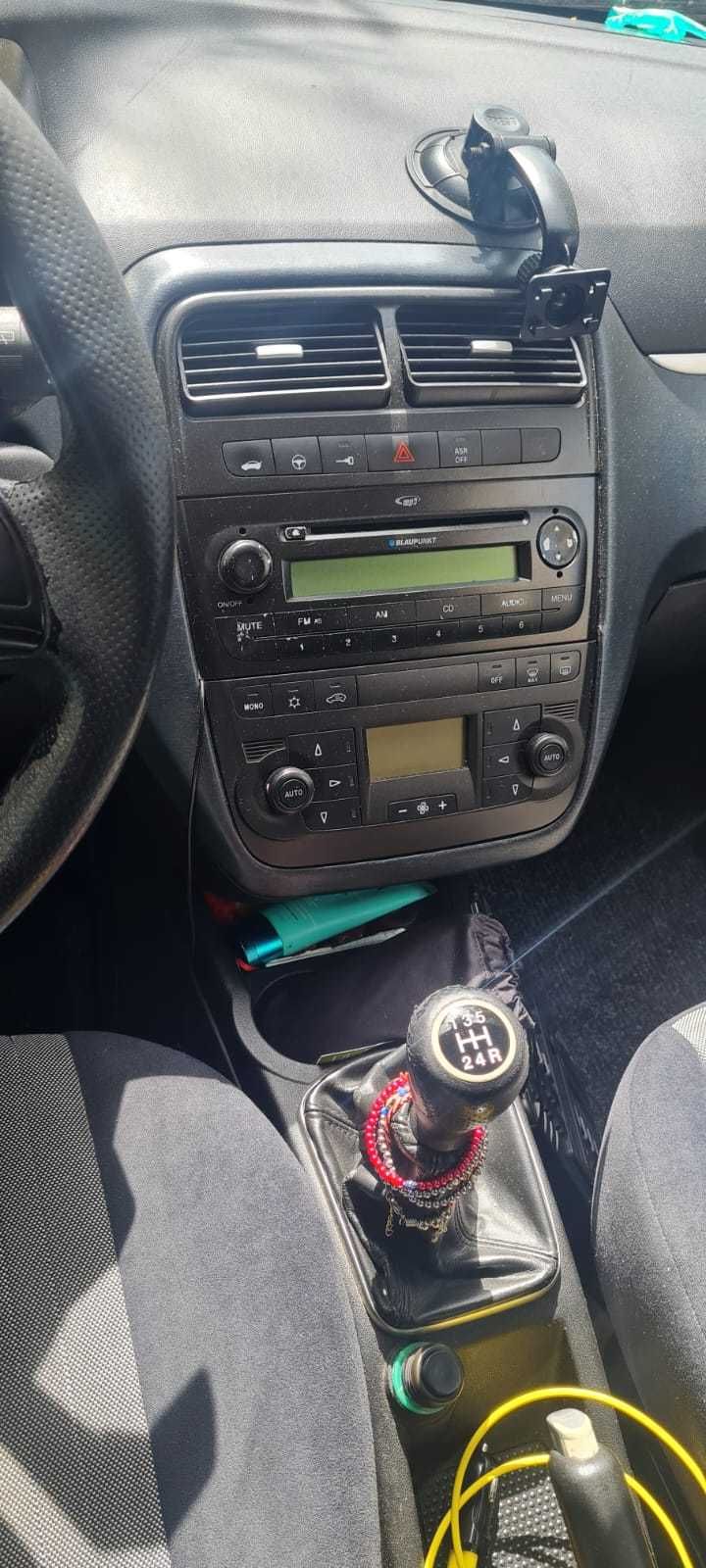 Vând Fiat Punto 2008