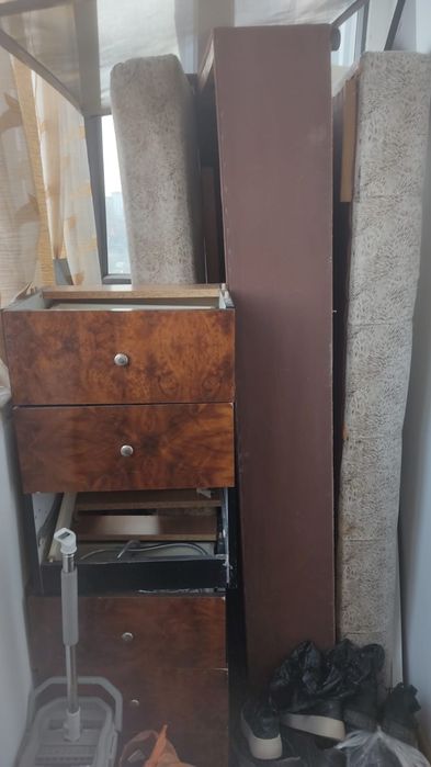 Отдам даром диван