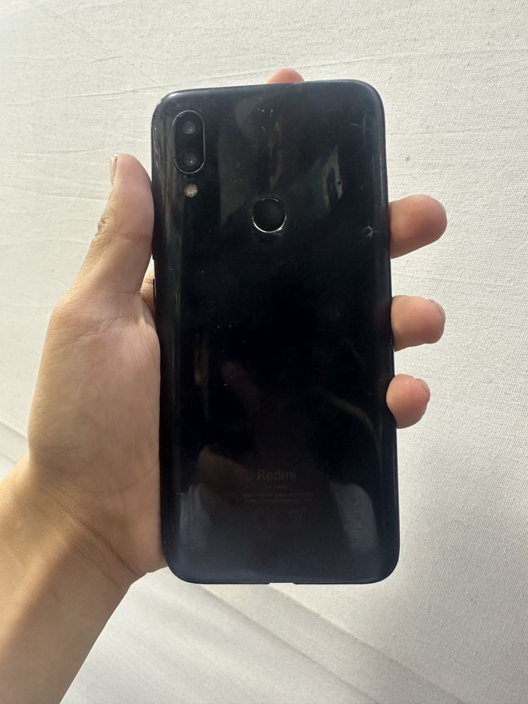 Redmi 7 sotiladi