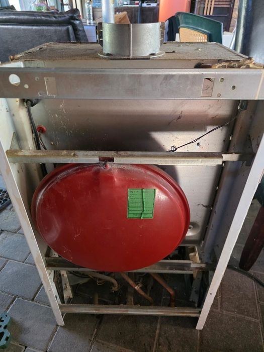 Vand centrala clasica pe gaz Junkers Bosh