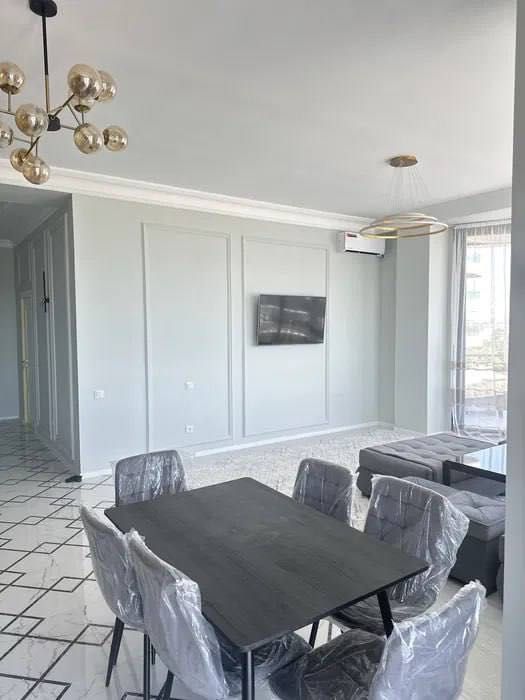 Modern Stroy Продается 2 комнатная квартира ремонт ул.Уста Ширин