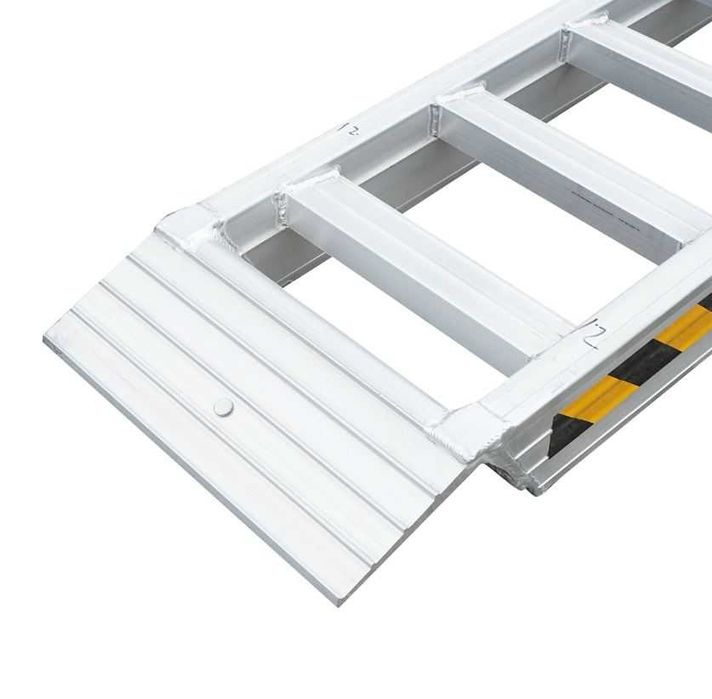 Set rampe aluminiu 4.5 tone pentru incarcare/descarcare 400x45x14.2cm