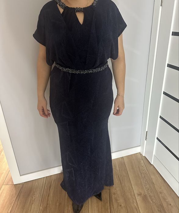 Платье вечерное