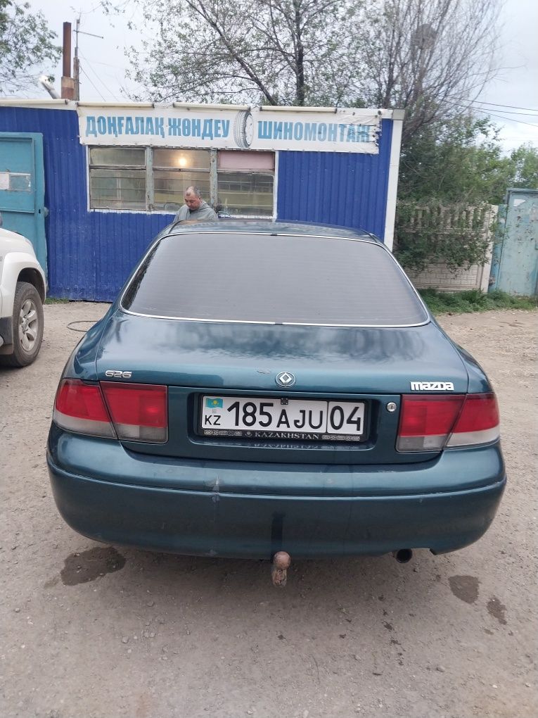 Продам машину мазда кронос 1992 года выпуска, в  отличном состоянии